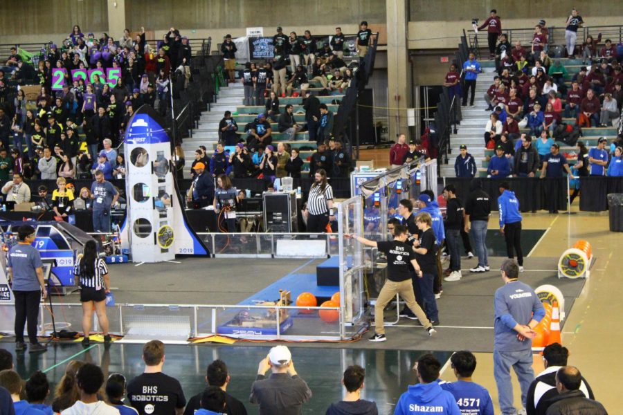 The three day competition is not only a full-fledged interaction between students and builders but is also a spectator sport, packing the seats.