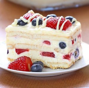 Whats Cooking Around BHS - Independence No-Bake Icebox Cake!