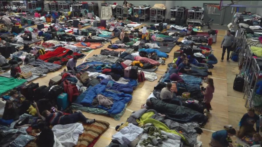 Photo+of+Ukrainian+asylum+seekers+waiting+for+U.S.+admission+in+Tijuana.+%0A%28Photo+courtesy+CBS8.com%29