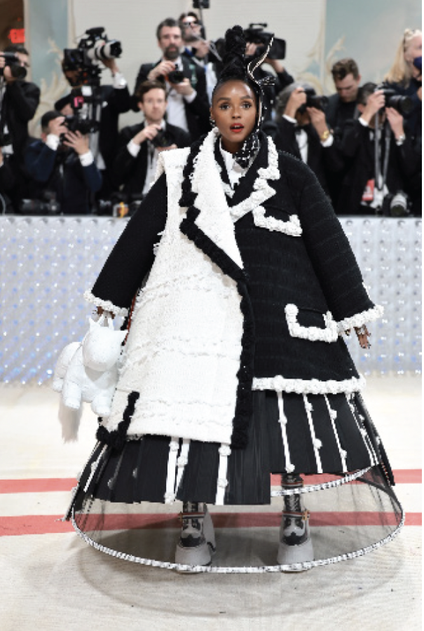 Met Gala Review: ‘Karl Lagerfeld: A Line of Beauty’ is a Thing of Wonder