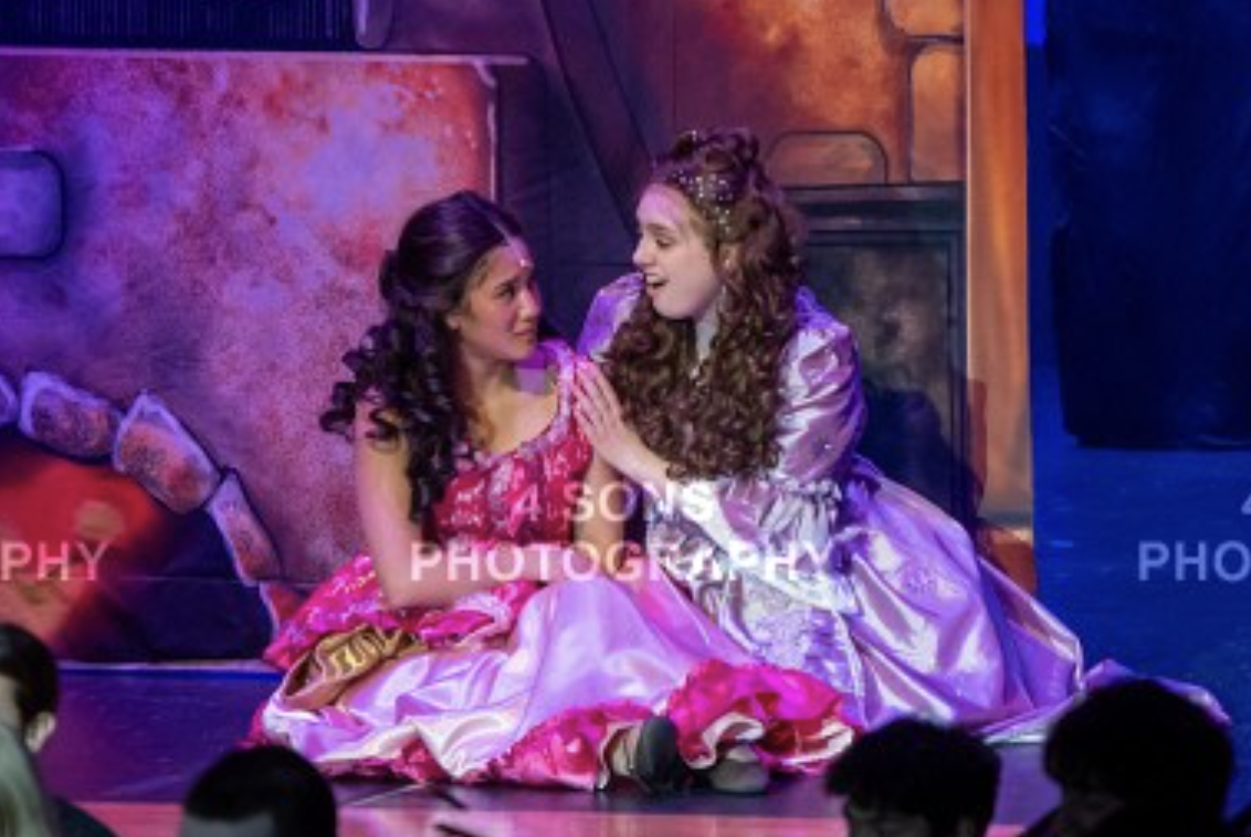 Emiko Dunn as Ella and Mikaela Russano as Marie